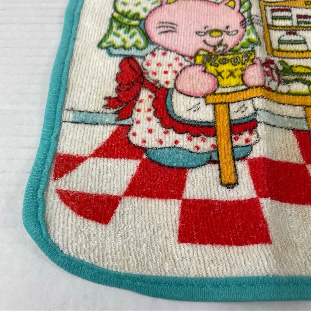 Vintage 1980s Playskool “I Love My Grandma” Baby Bib Baking Cats Kittens Cooking
